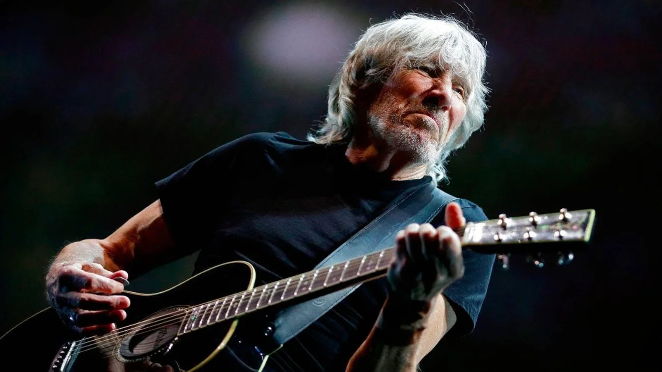 Lanza_Roger_Waters_de_Pink_Floyd_cancion_en_apoyo_a_Palestina_ad3c724516