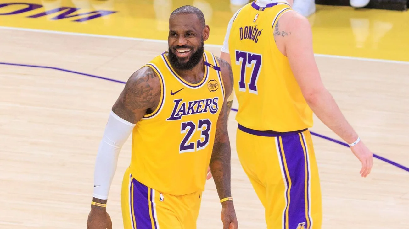Roza con 1 punto Lebron James récord histórico de la NBA