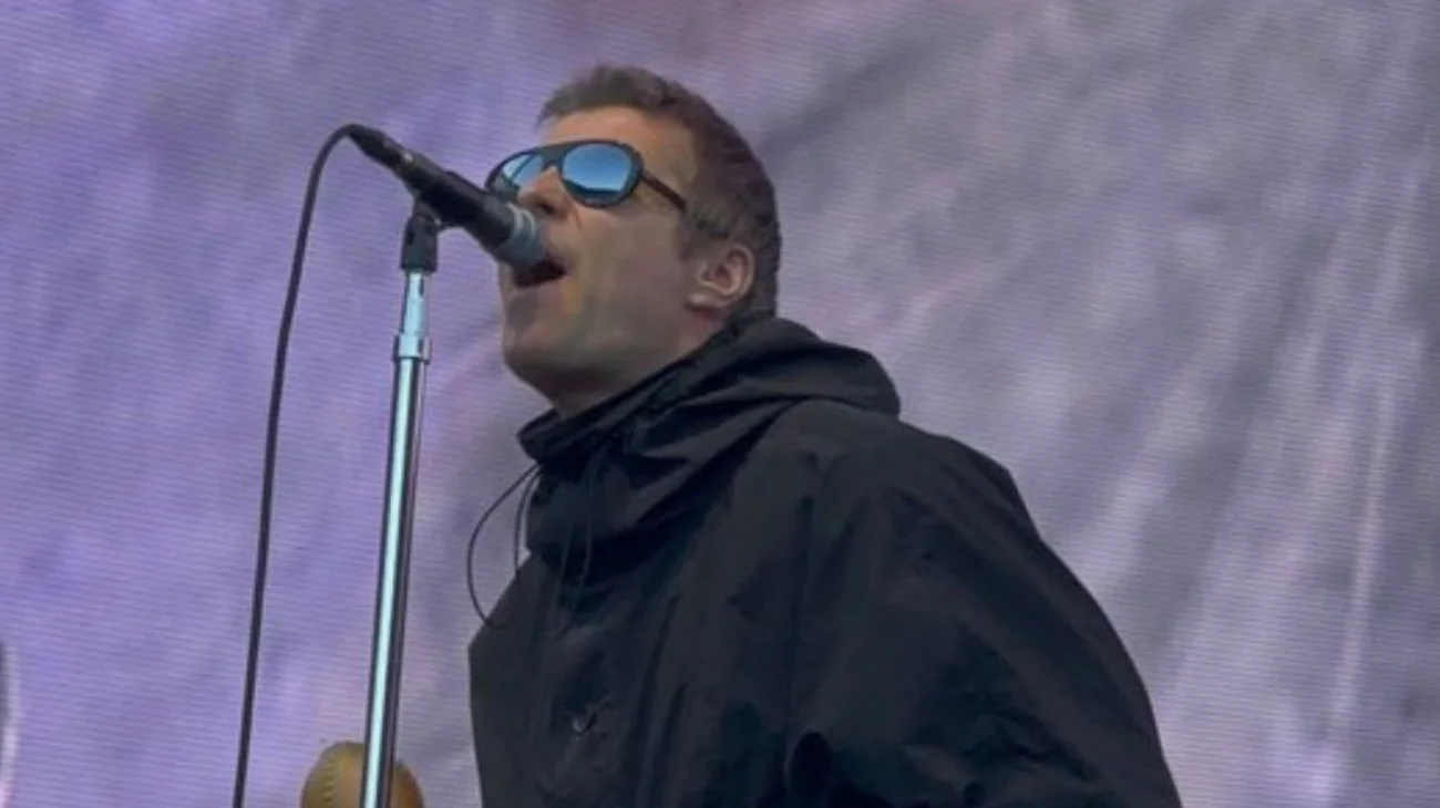 Liam Gallagher arremete contra Edimburgo por criticar a fans