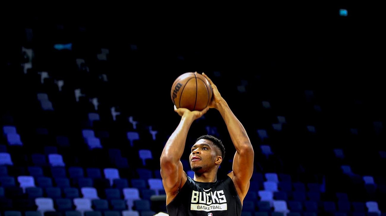 Lillard enamora a Milwaukee en su debut con 39 puntos