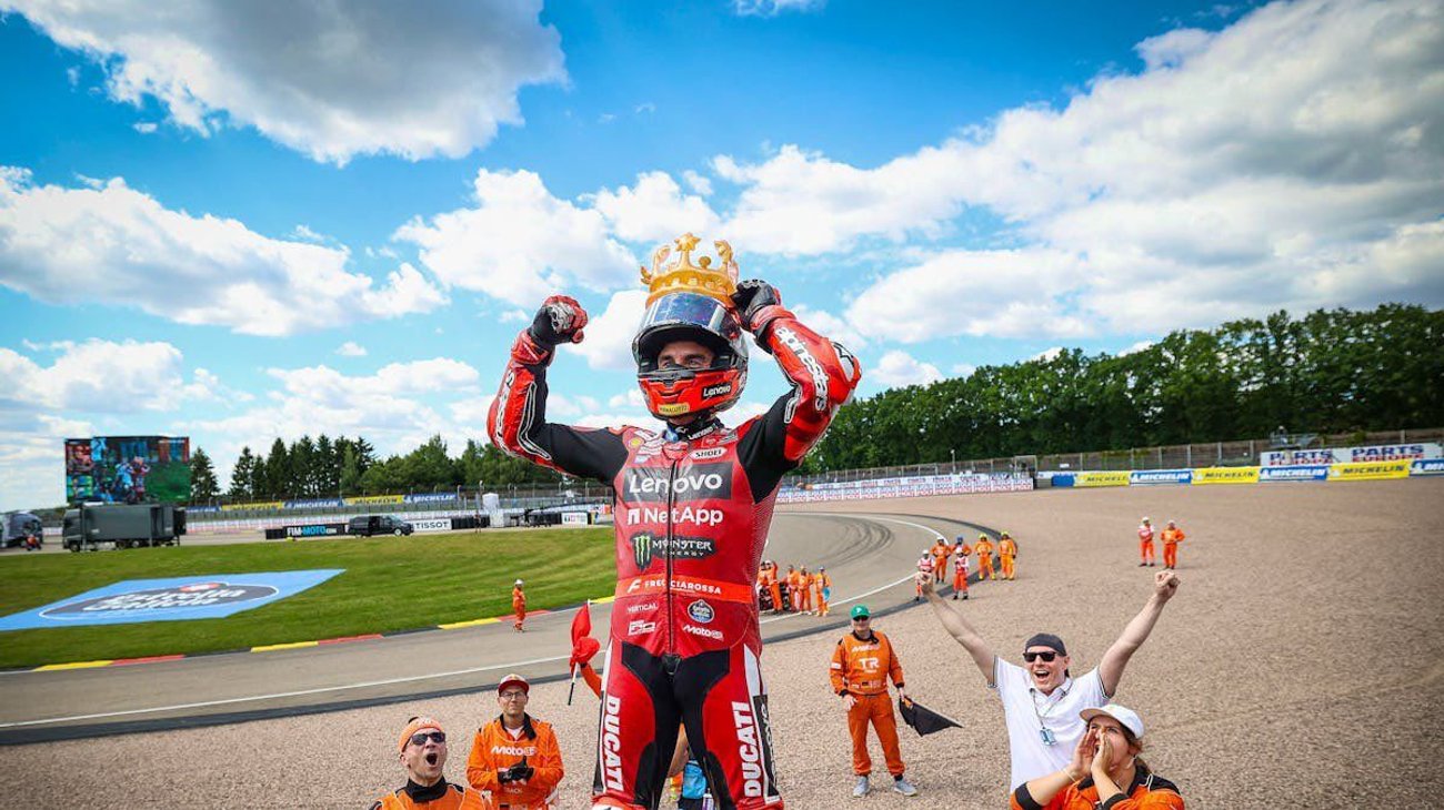 Marc Márquez domina en Alemania y suma otra victoria