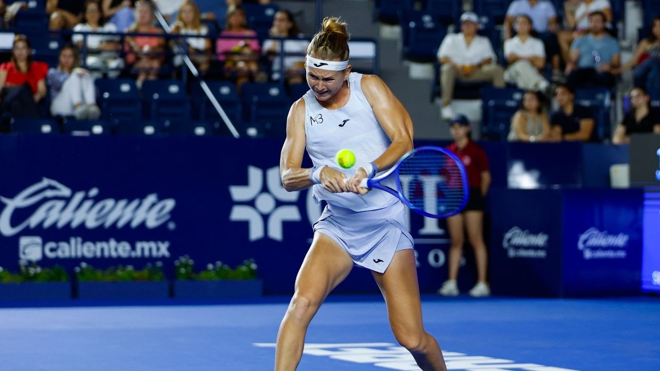 Marie Bouzkova avanza a las Semifinales del Abierto GNP Seguros