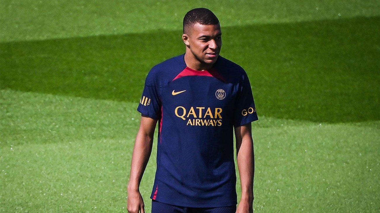 Mbappé vuelve a ser integrado en el entrenamiento del PSG