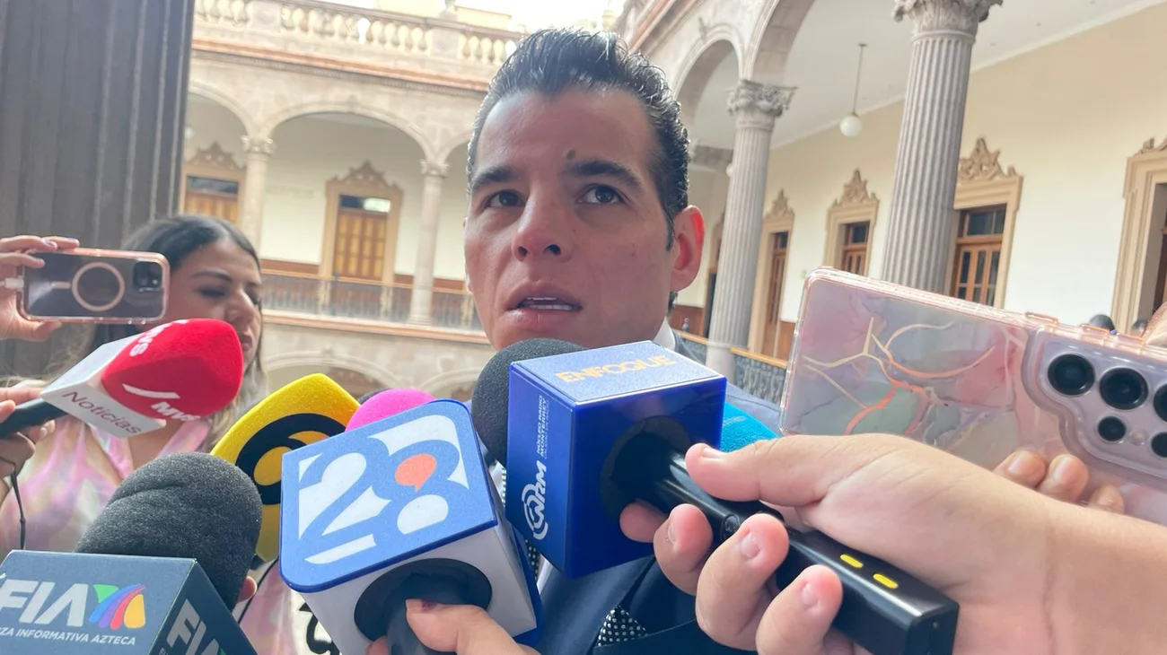 'Mejora en transporte se verá en dos meses': Miguel Flores