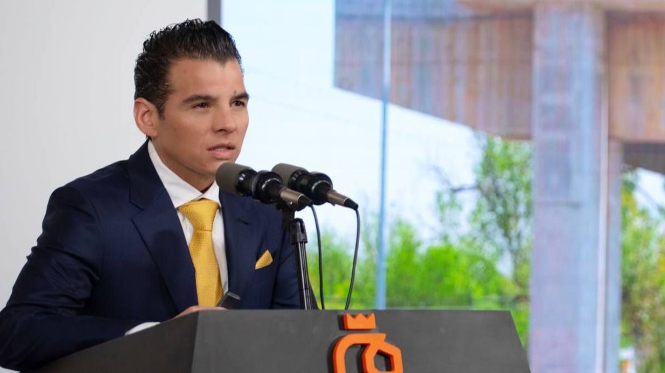 Será carretera Interserrana motor estratégico para NL: Flores