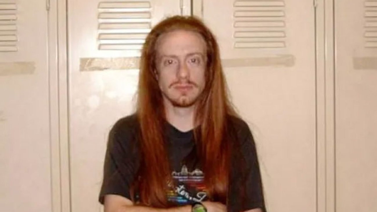 Construye máquina del tiempo y desaparece misteriosamente