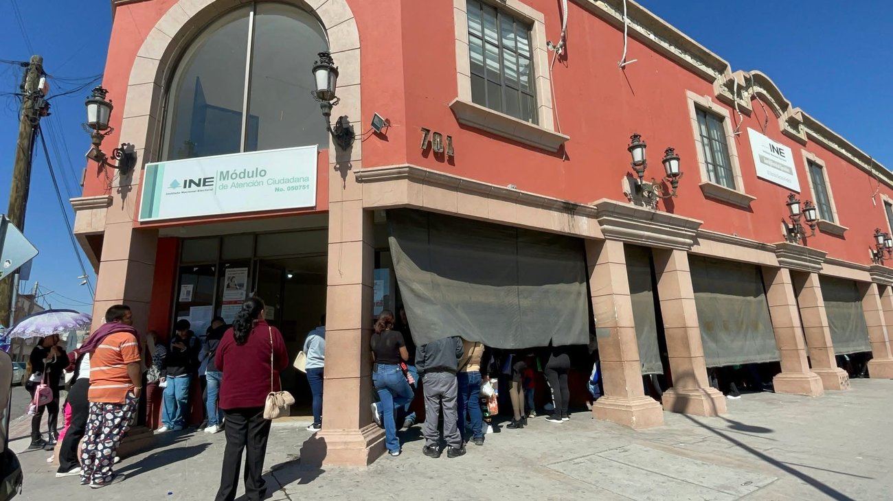 Llama INE a recoger credenciales de elector antes del 31 de marzo