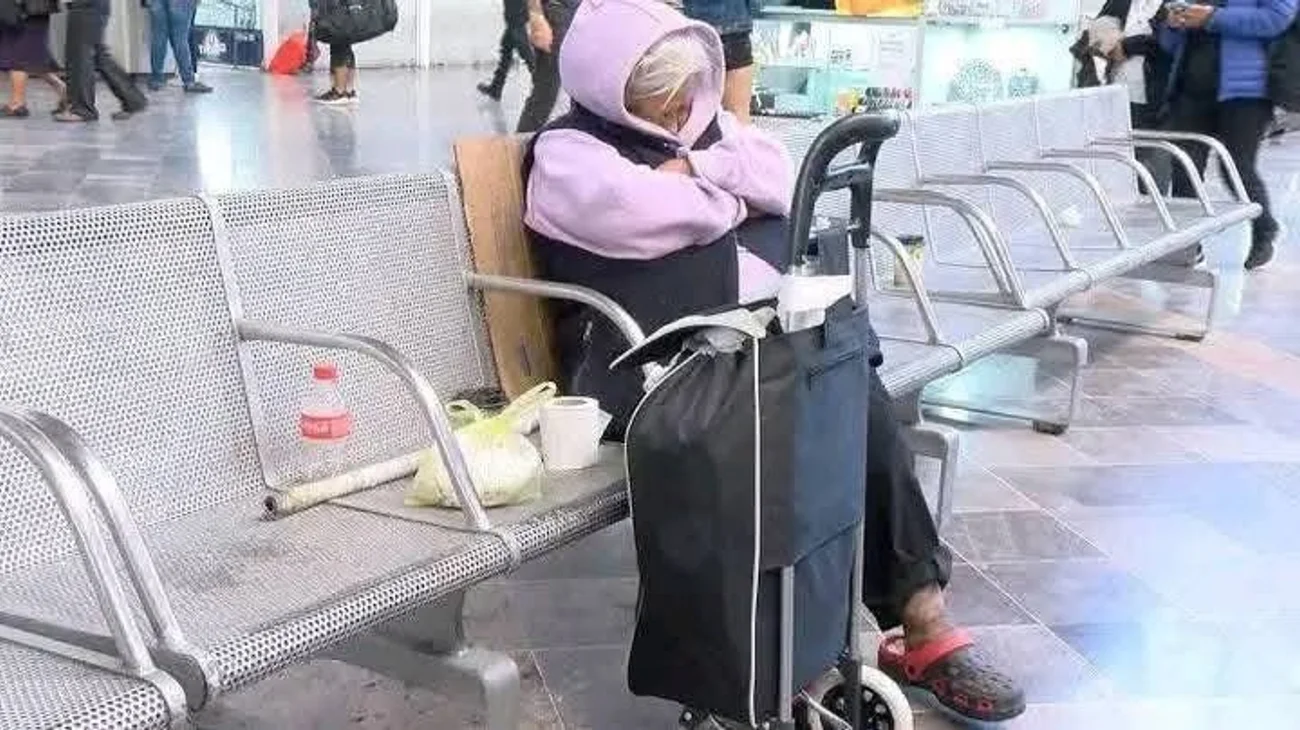 Muere_abuelita_en_CAPU_esperando_el_regreso_de_su_hija_35b3f943fe