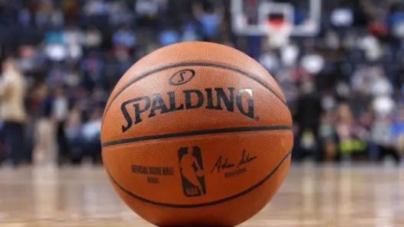 Fallece aficionado en el partido Kings-Pelicans de la NBA
