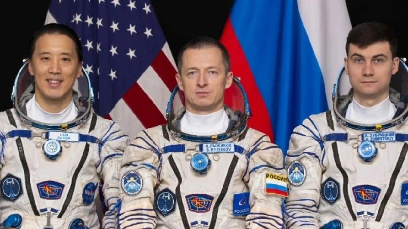 Preparan lanzamiento de tripulación de la NASA el próximo martes