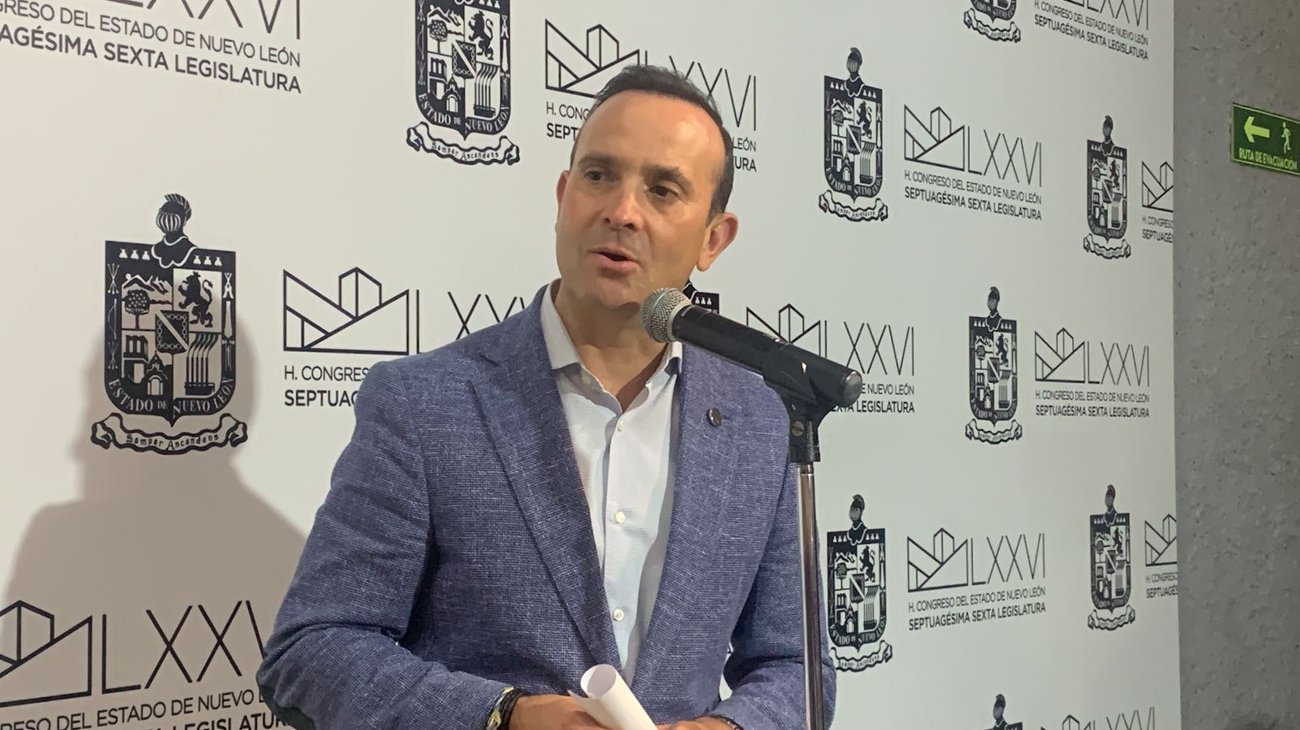 Busca PAN denunciar a Samuel por usurpación de funciones