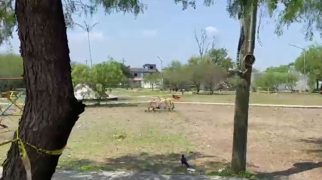 Autoridades investigan homicidio de hombre en plaza de Escobedo