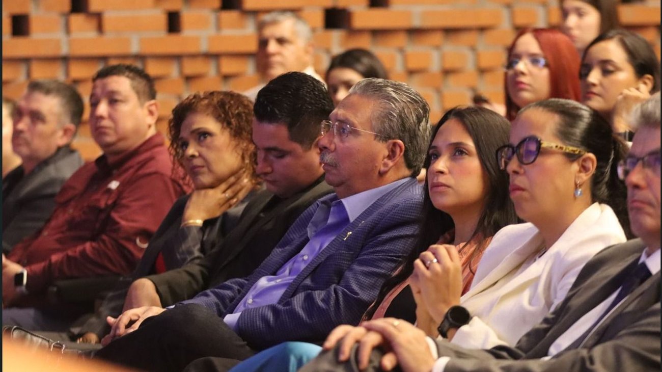 Consejo Nuevo León distingue a Escobedo por justicia cívica
