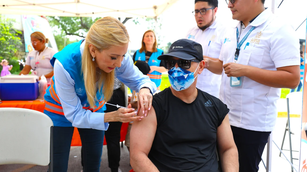 PROMUEVE_SECRETARIA_DE_SALUD_VACUNACION_EN_SAN_PEDRO_DE_PINTA_03_5941e3a2f4