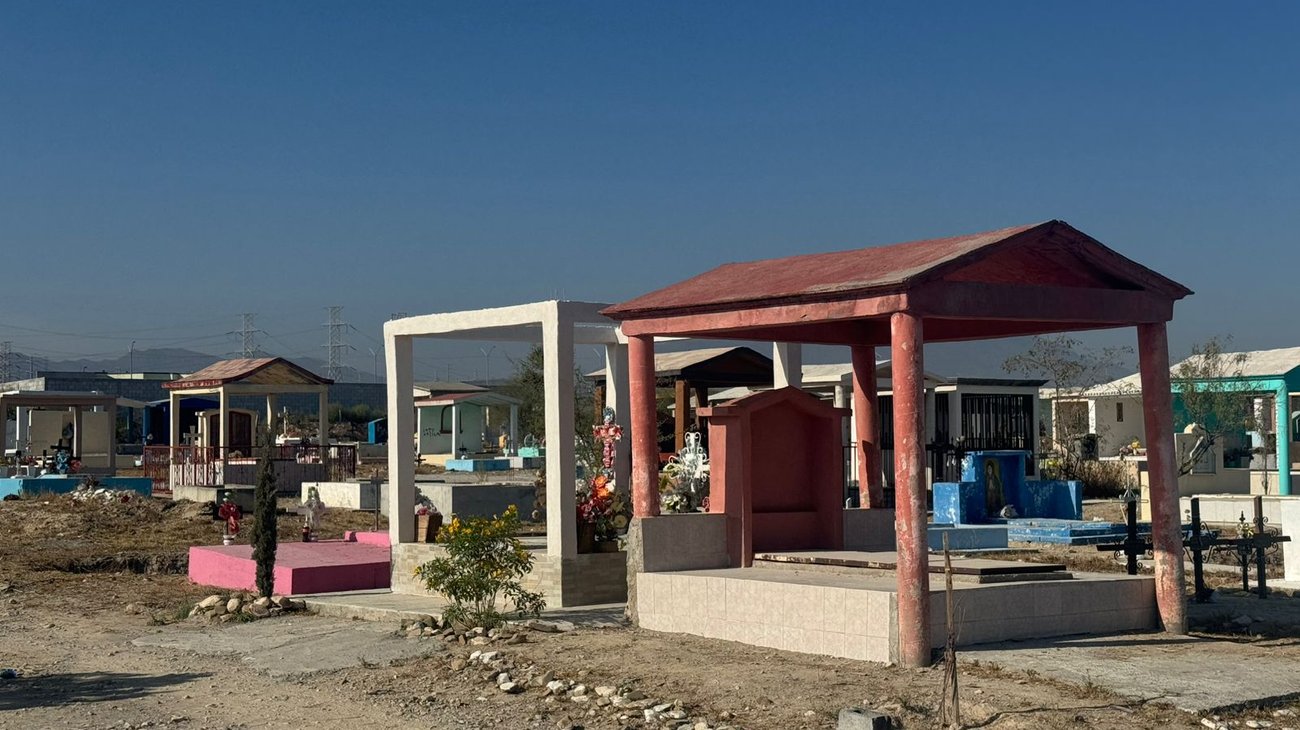 Esperan más de 10,000 visitantes en panteones de Ramos Arizpe