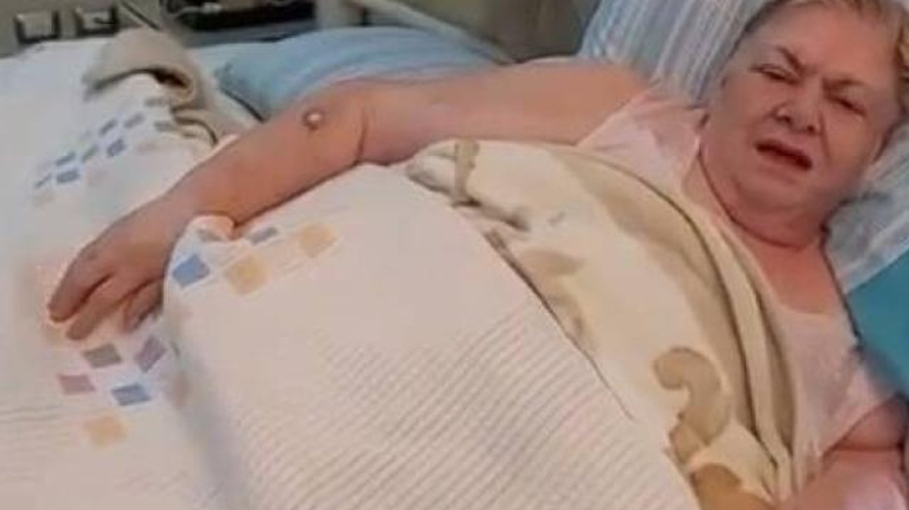 Hospitalizan a Paquita la del Barrio en Veracruz