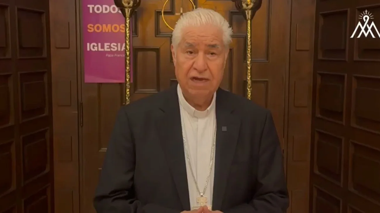 Pide Arzobispo de Monterrey oraciones por Francisco y Cónclave