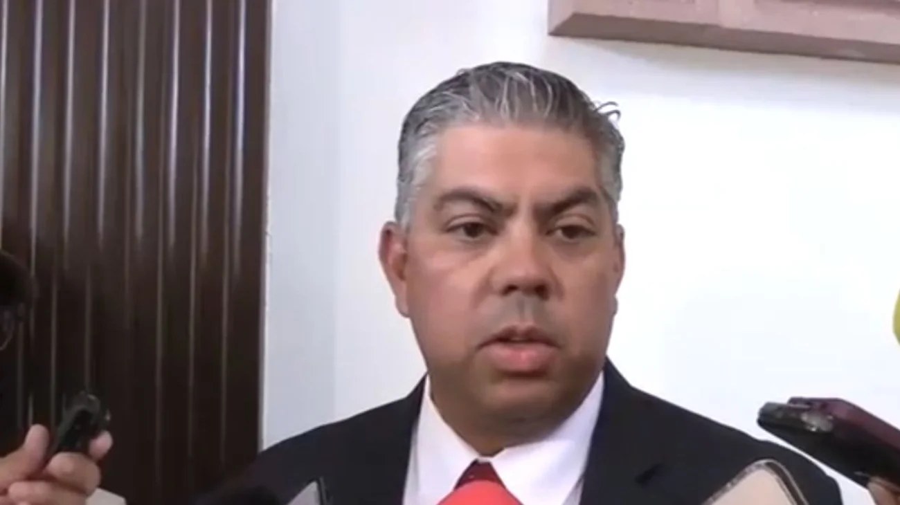 Pide_diputado_frenar_abusos_de_universidades_sin_validez_oficial_0395a391d2