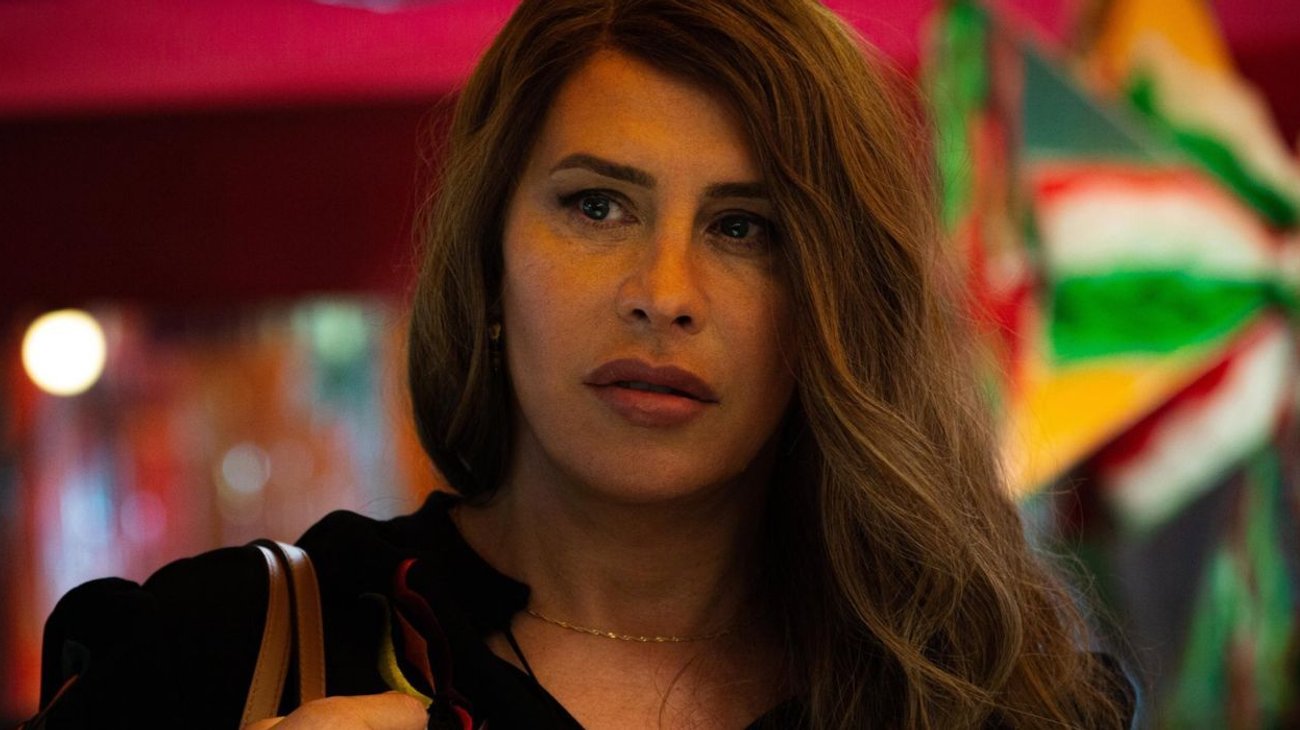 Premian_a_Karla_Sofia_Gascon_como_mejor_actriz_internacional_7090ae148b