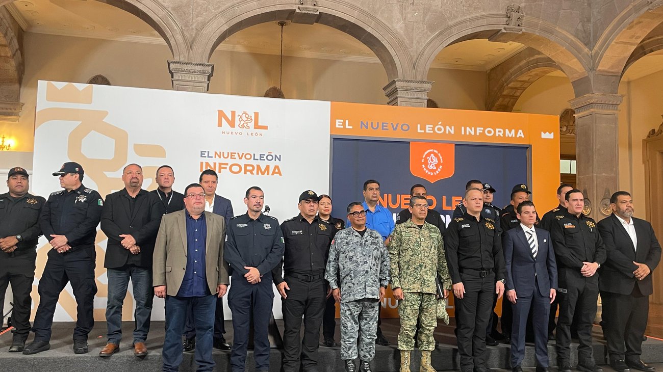 Presenta_gobierno_dos_nuevos_escuadrones_de_policia_61d13a33d8