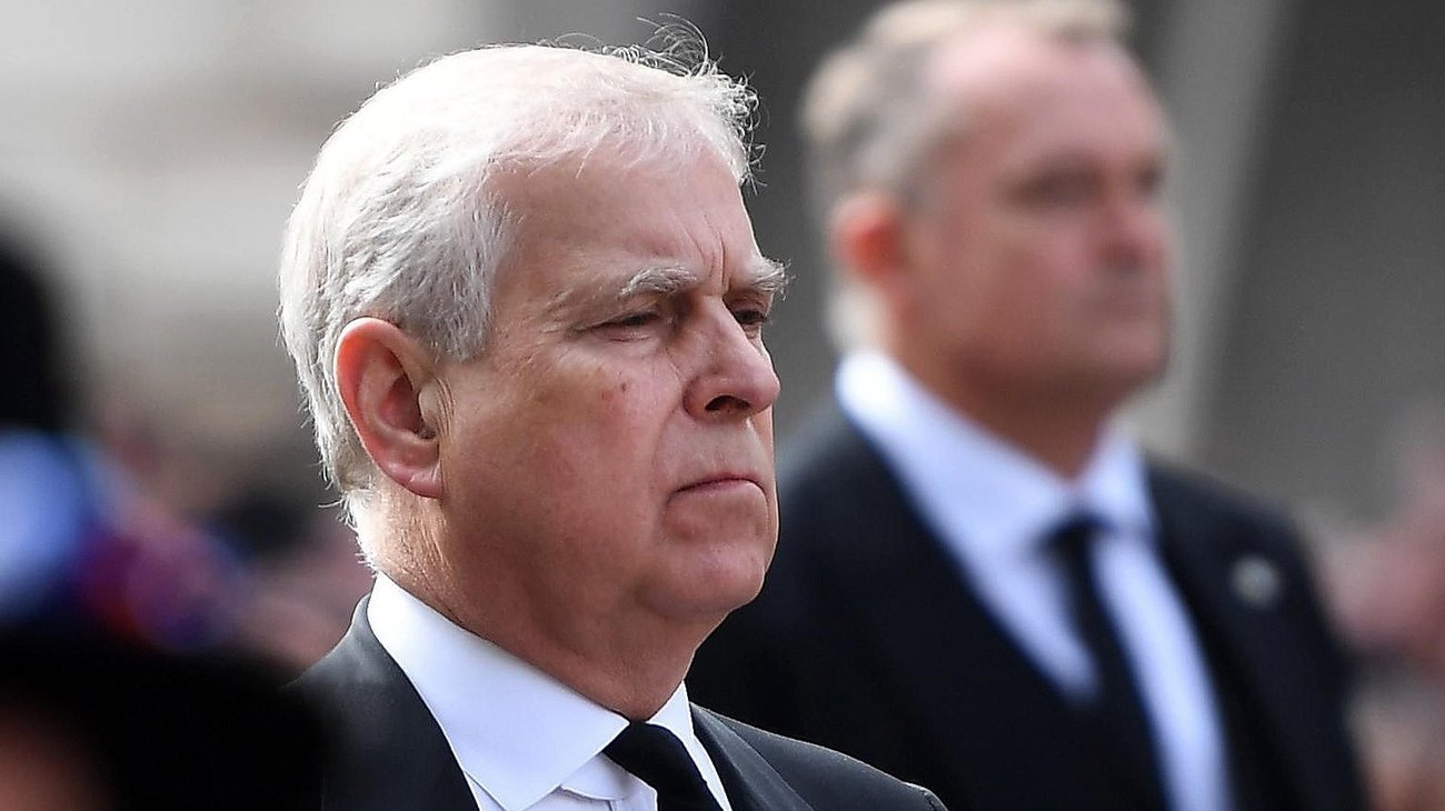 Liberan al expríncipe Andrés tras estar arrestado 11 horas