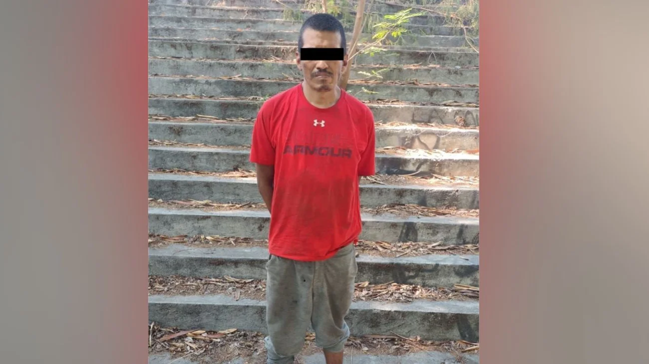 Provoca incendio en el río Santa Catarina y lo detienen