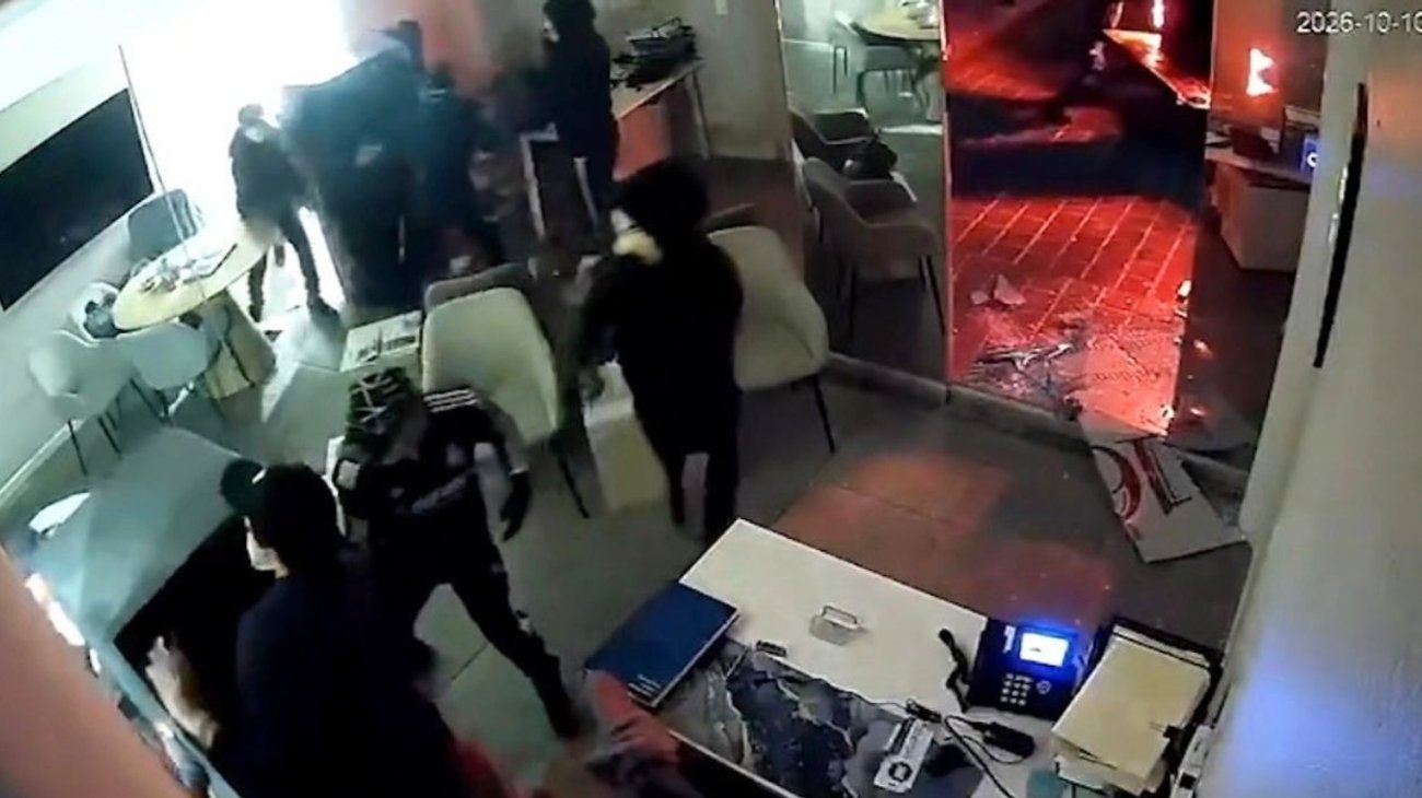 Detienen a seis adolescentes por robo a notaría en San Pedro