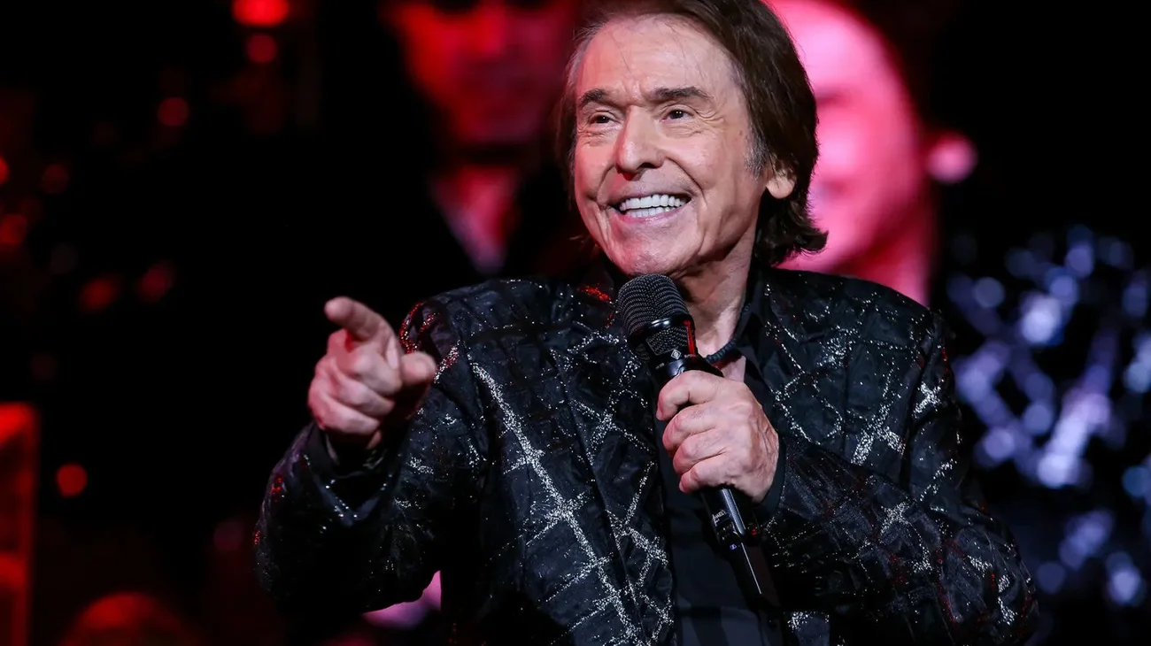 Latin Grammy nombra a Raphael 'Persona del Año 2025'