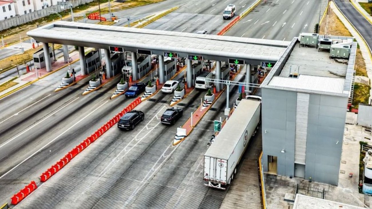 Reanudan cobro en caseta de Autopista al Aeropuerto