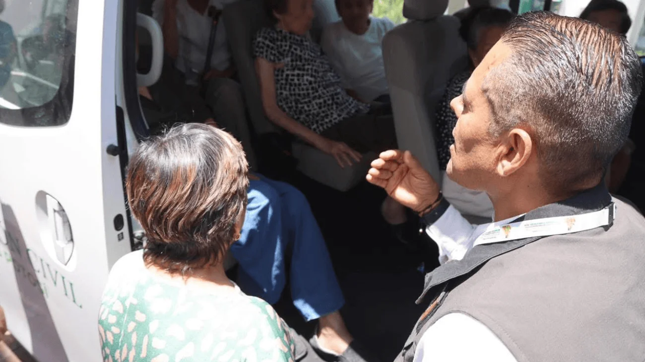 Rescatan_a_abuelitos_maltratados_en_asilo_clausuran_lugar_735a051c7d