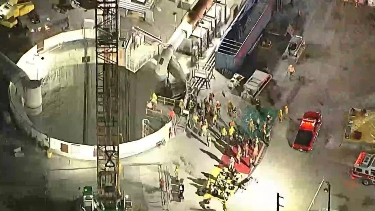 Rescatan_a_los_31_obreros_tras_derrumbe_de_tunel_industrial_en_LA_6403db224d