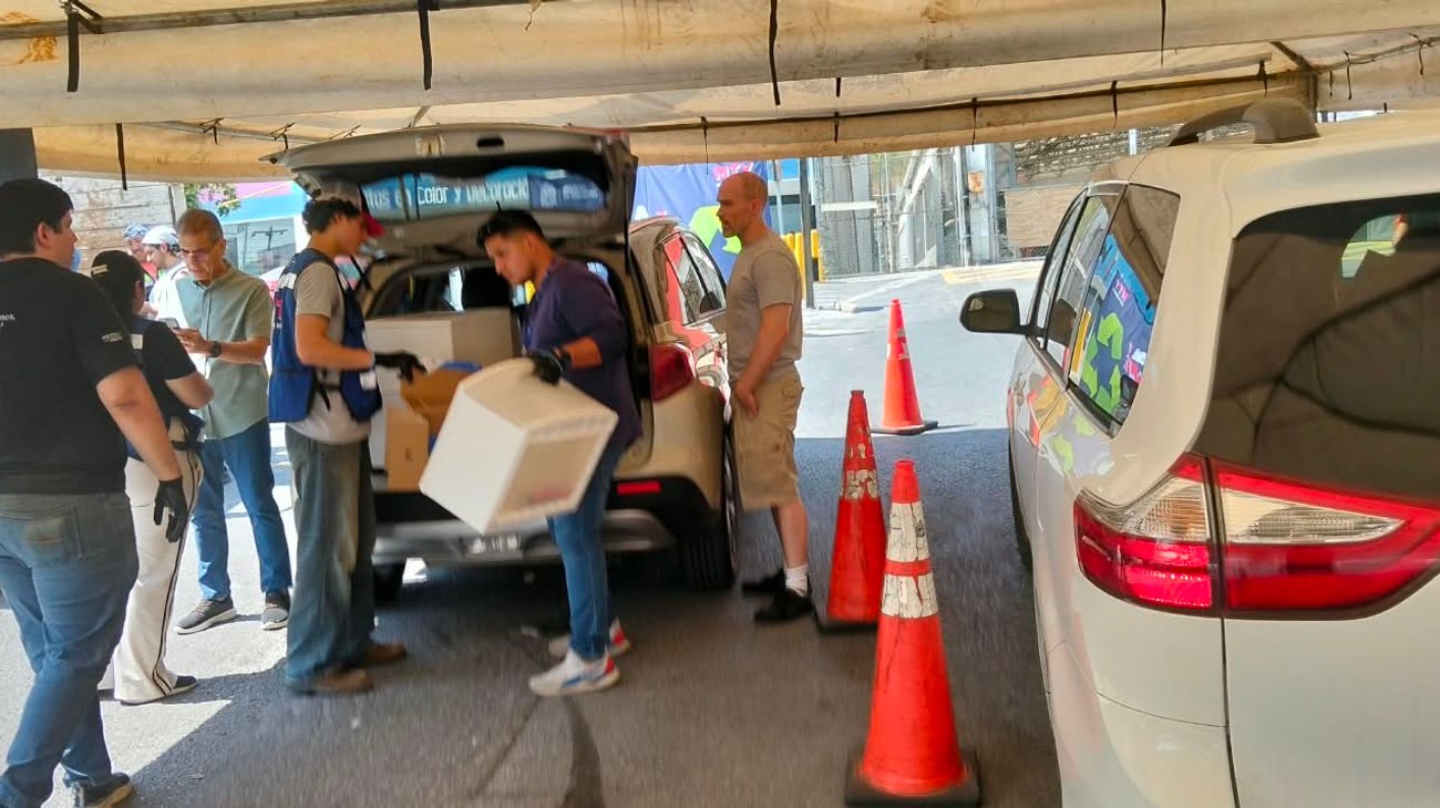Reúnen a 400 personas en jornada de reciclaje en Monterrey