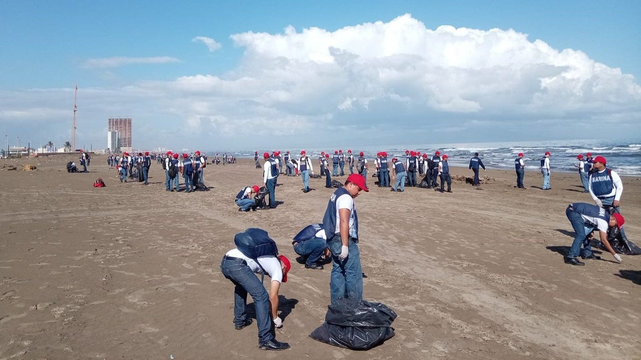 Supera Veracruz 30 toneladas de hidrocarburo recolectado