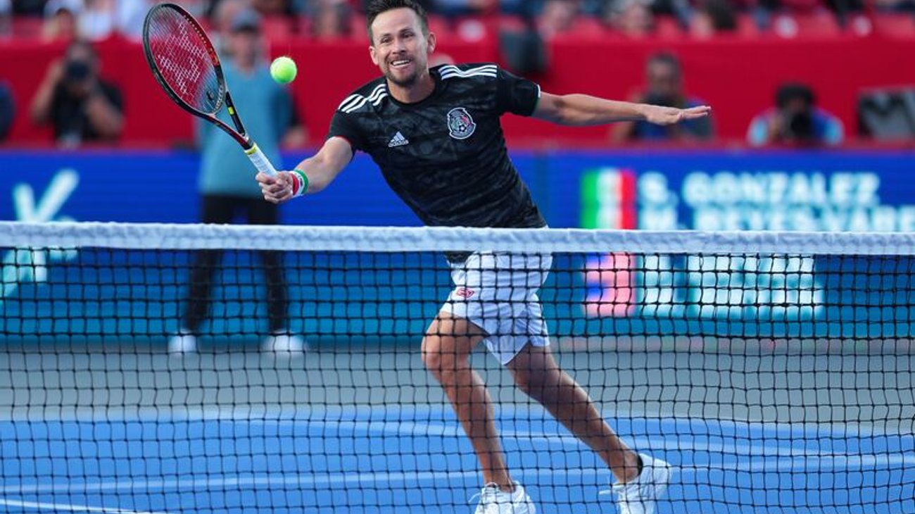 Reyes Varela da la sorpresa en el Abierto Mexicano de Tenis