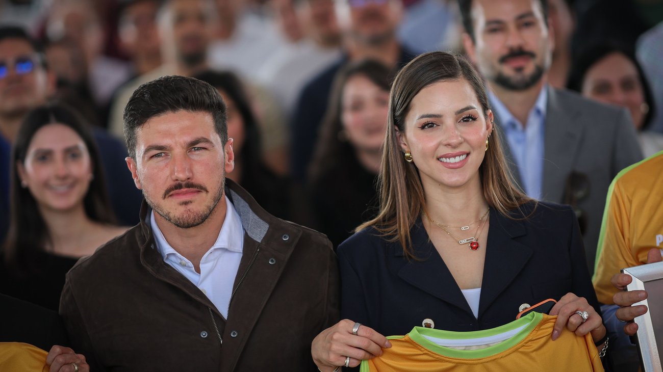 Samuel_Garcia_Mariana_Rodriguez_5cc536ce6d