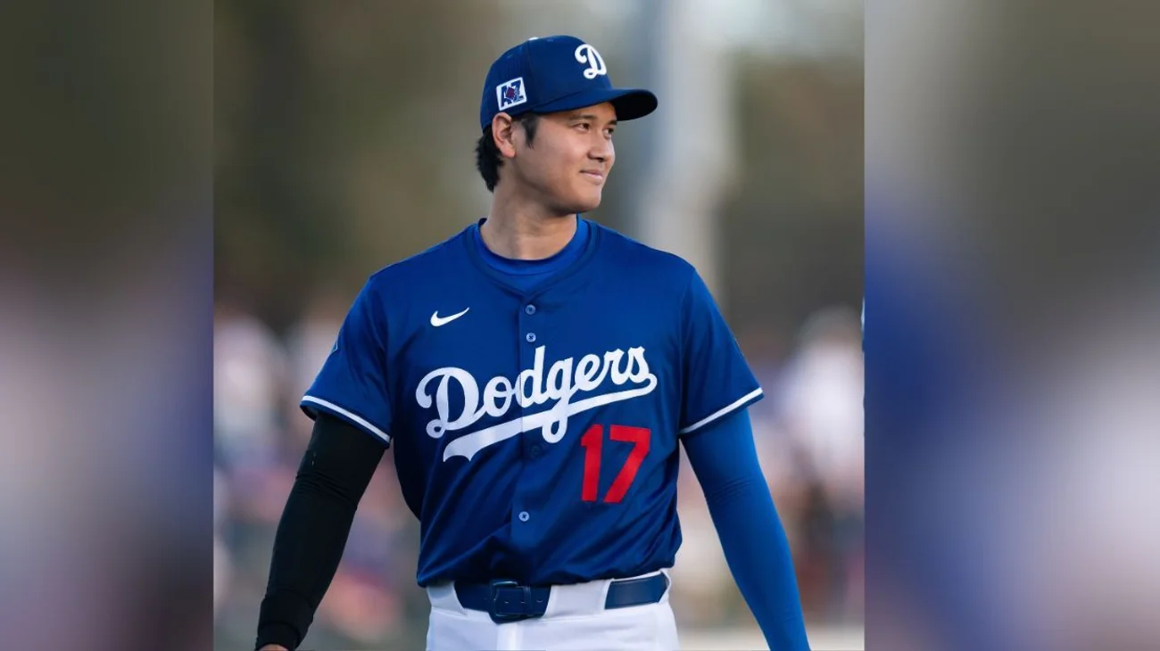 Ohtani conecta jonrón en su debut de pretemporada con los Dodgers