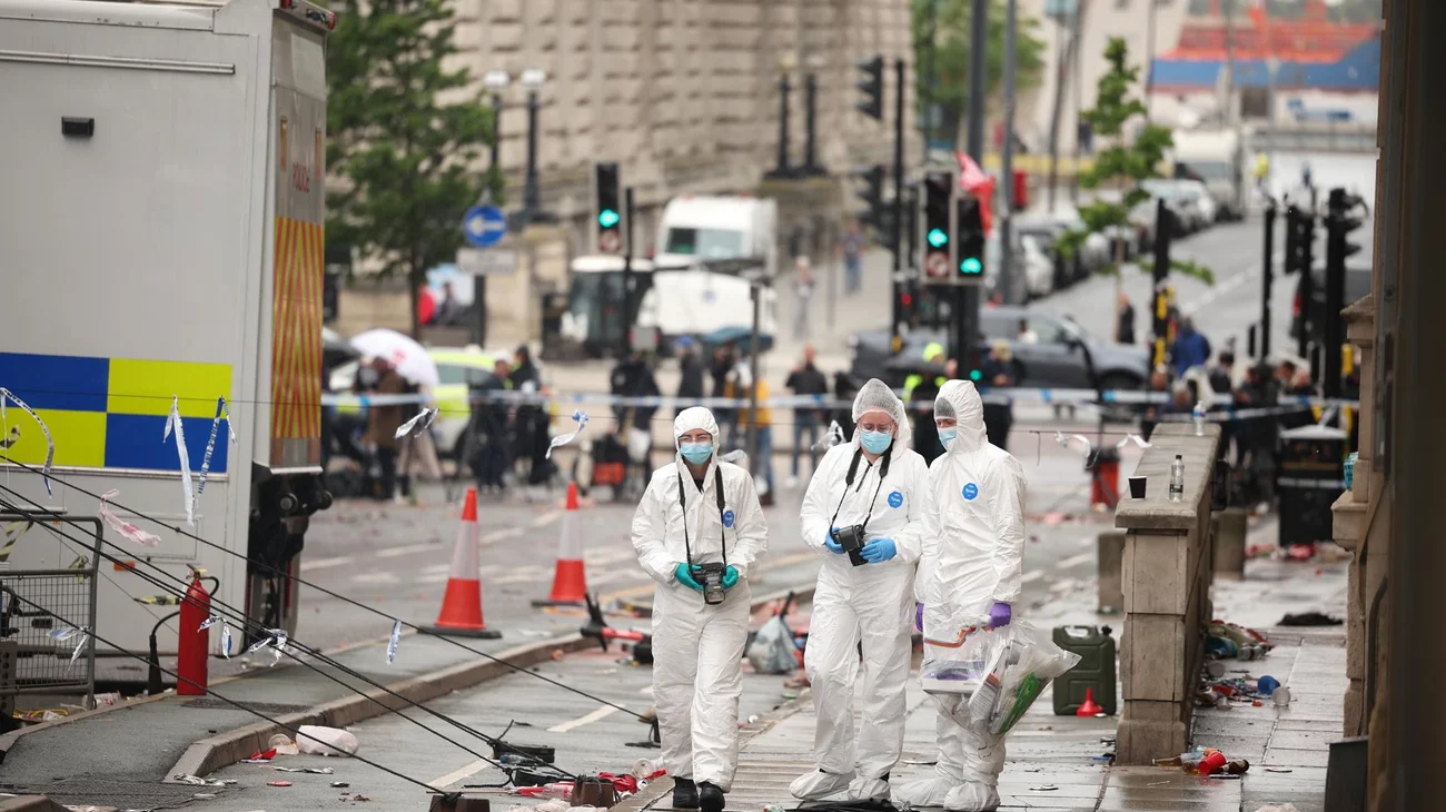 Arrestado por intento de asesinato tras atropello en Liverpool