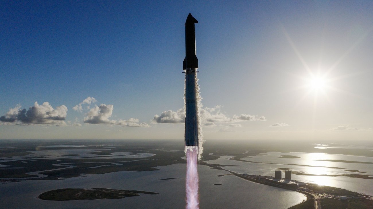SpaceX lanza con éxito el undécimo vuelo de prueba del Starship