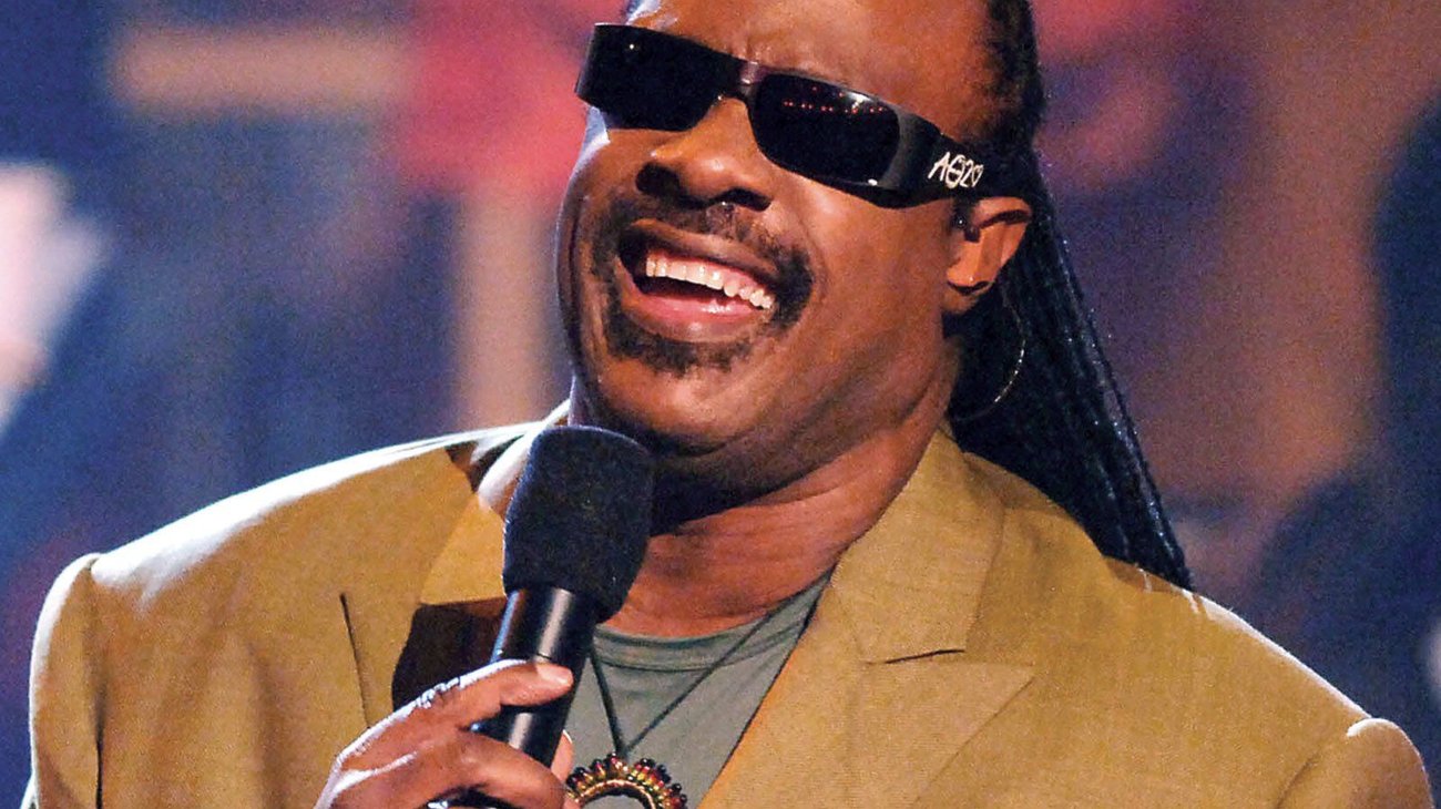 Anuncia Stevie Wonder gira por 50 años de su álbum icónico