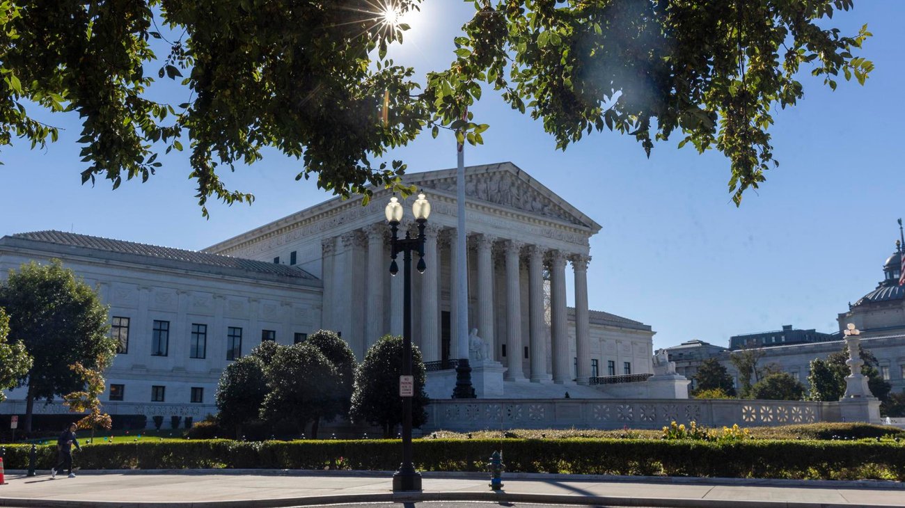 Supremo permite a Trump reactivar deportaciones a terceros países