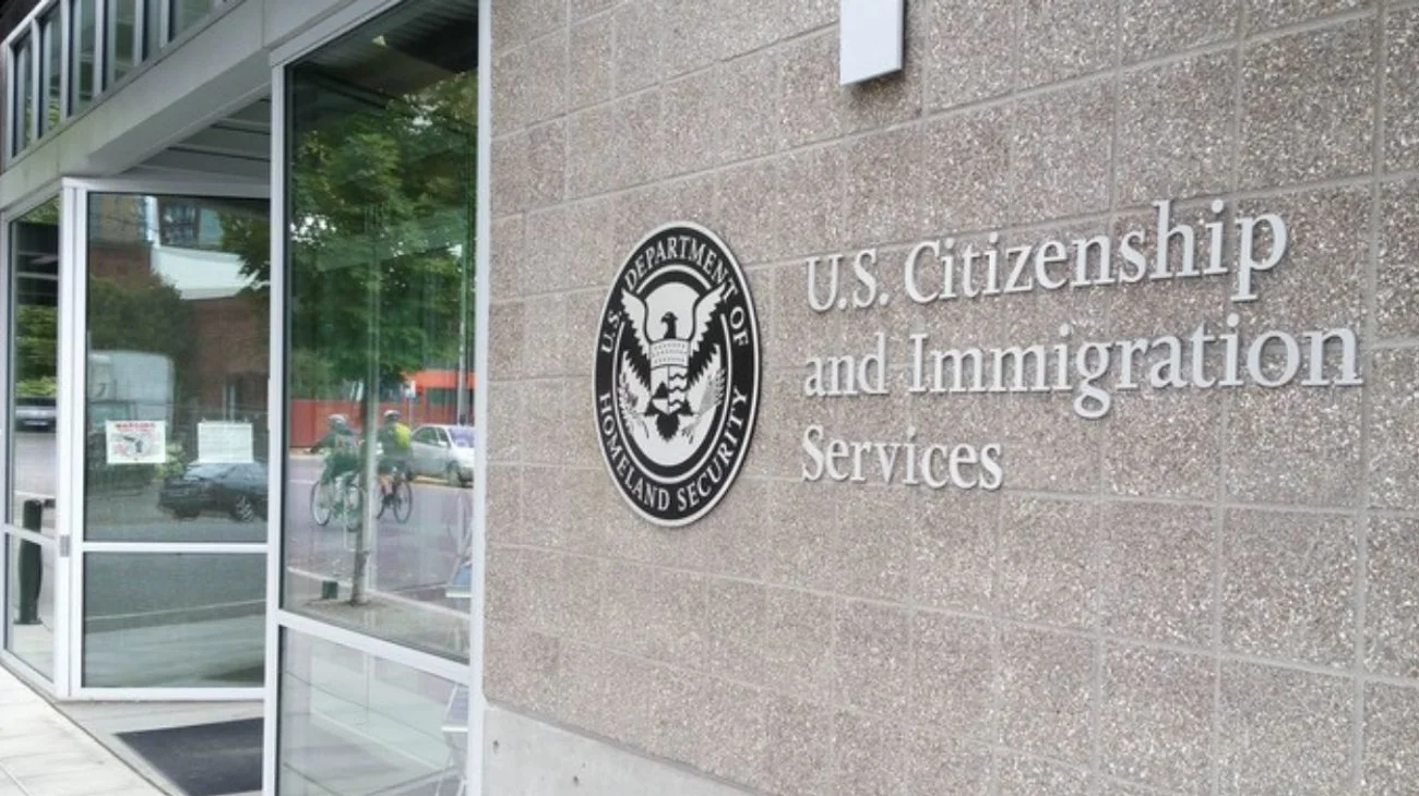 Suspende_Inmigracion_citas_programadas_debido_a_protestas_en_LA_6d94c07a76