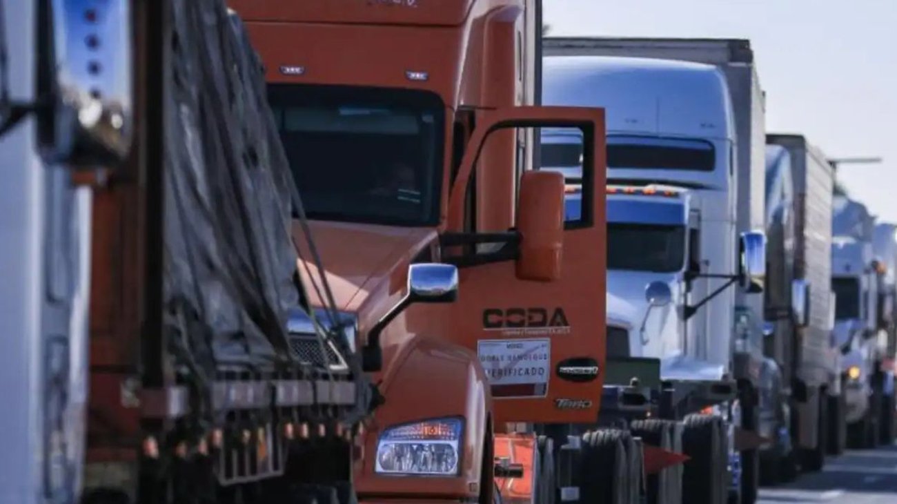 Convocan transportistas y agricultores a paro nacional el lunes