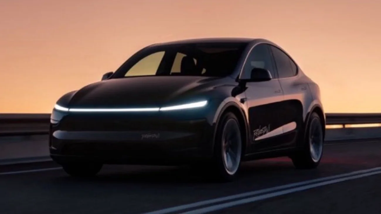 Tesla_iniciara_su_servicio_de_robotaxis_con_un_empleado_en_los_vehiculos_autonomos_aaa2ebb3a0