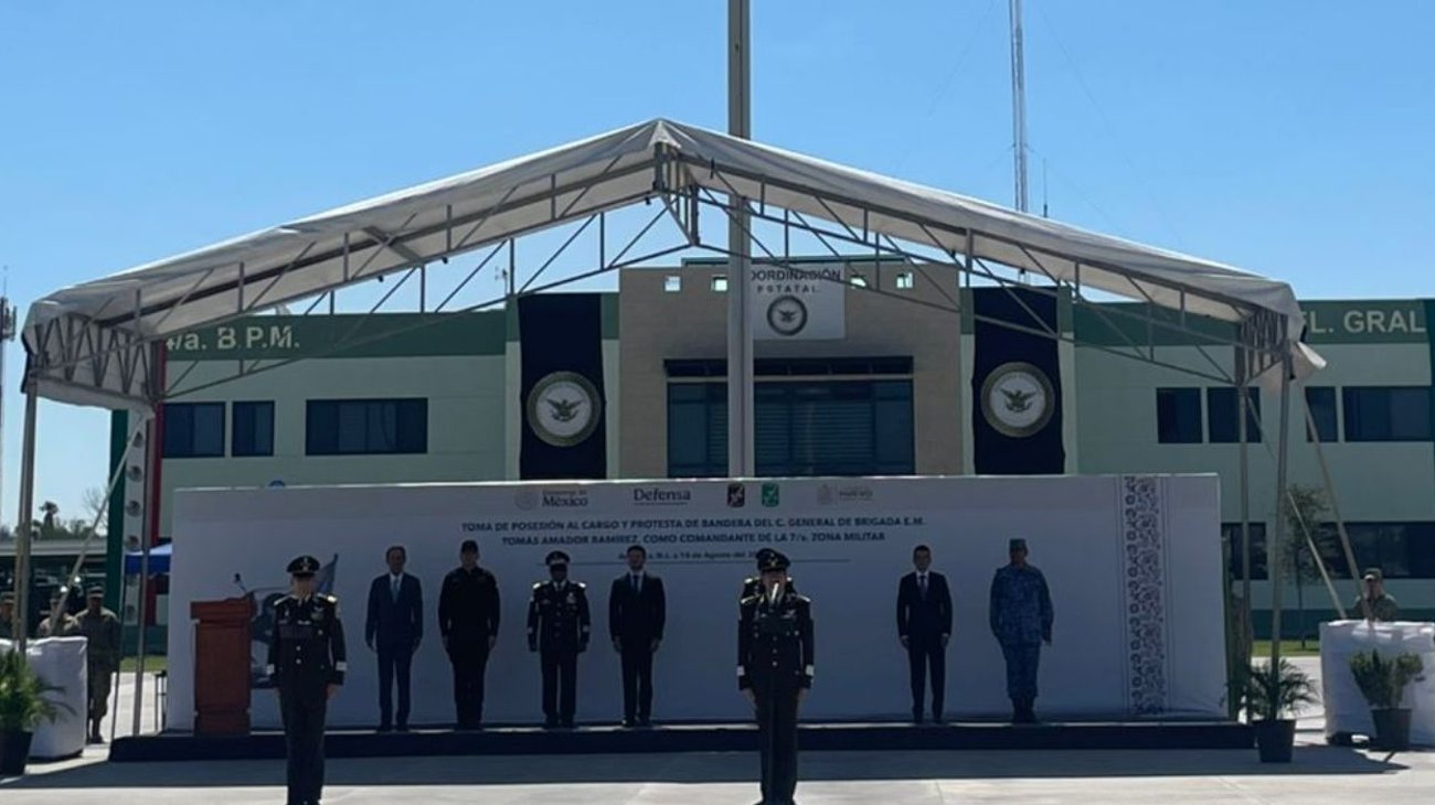 Toma_posesion_nuevo_mando_de_Septima_Zona_d9557ff9e8