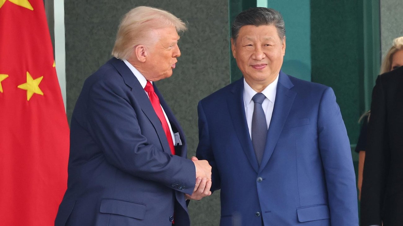 Trump celebra 'grandes acuerdos' logrados en su gira por Asia