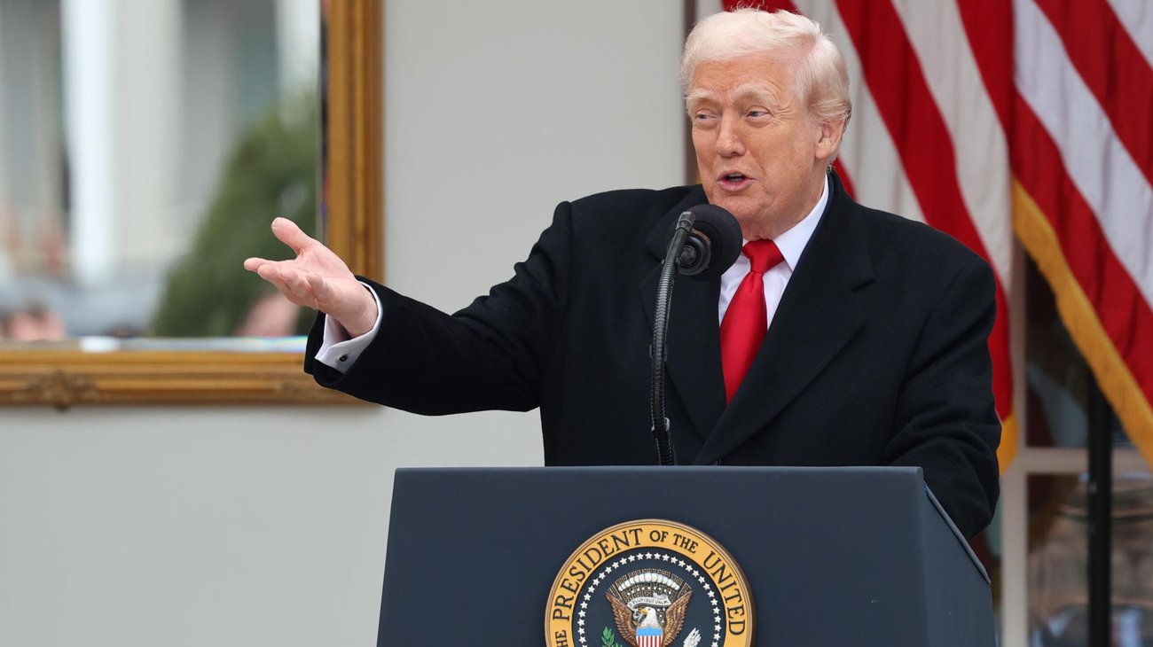 Trump insiste que 'podría hablar' con Maduro para 'salvar vidas'