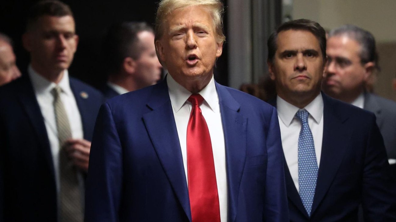 Juicio penal contra Trump en NY comenzará el 15 de abril