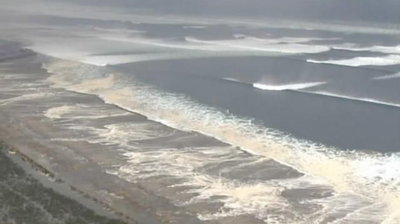 Tsunami de casi 1 metro golpea algunas costas de Filipinas