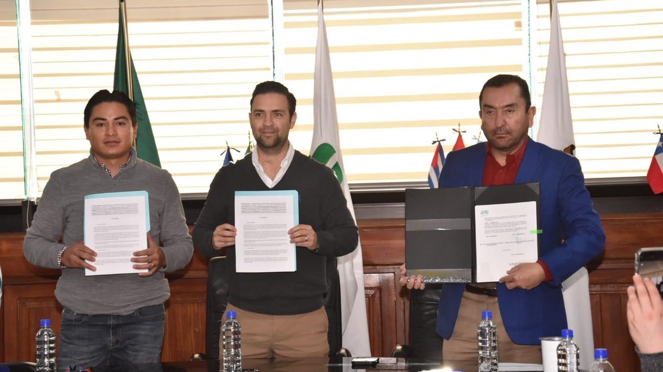 Firman convenio para capacitar a trabajadores industriales