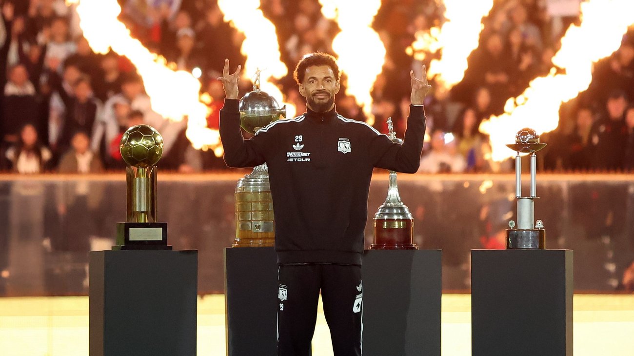 Colo Colo arma presentación de 'crack' para Vozinha